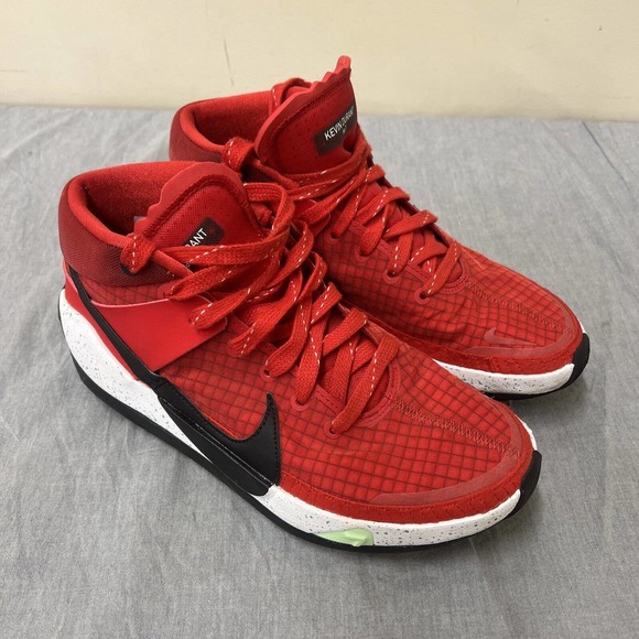 kd 13 university red